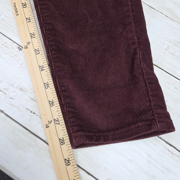 Levi's Corduroy Pants 25x29 Burgundy High Waisted Mom Jeans Tapered Leg NEW - Picture 10 of 14